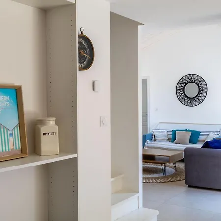 Beautiful In Jean De Monts *