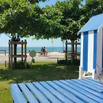 Lovely In Jean De Monts Tatil Evi *